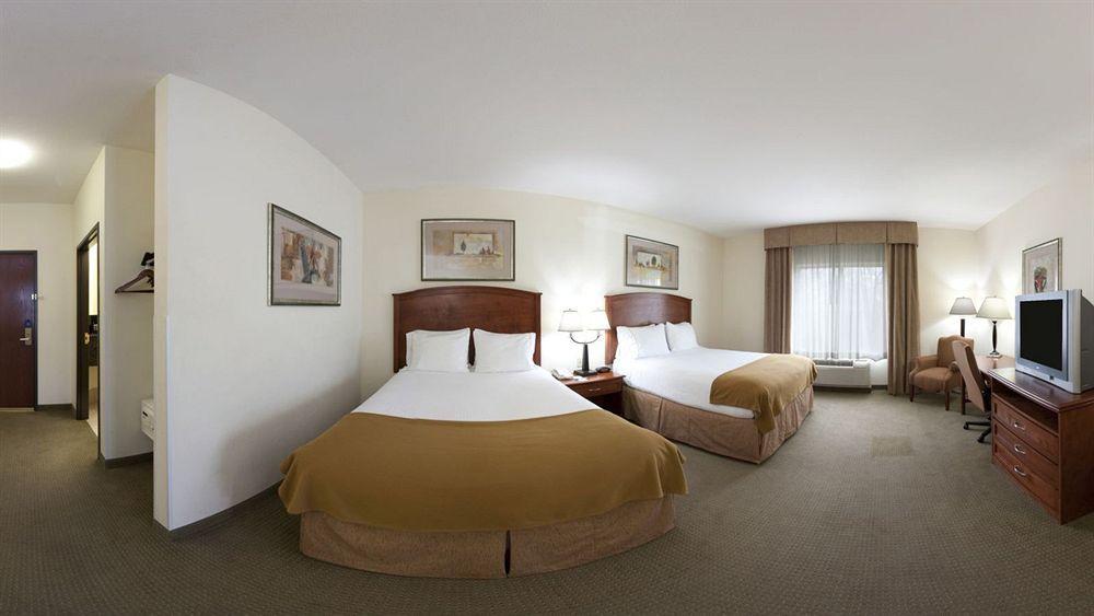 Holiday Inn Express Hotel & Suites Dallas - Grand Prairie I-20 By Ihg Exterior photo